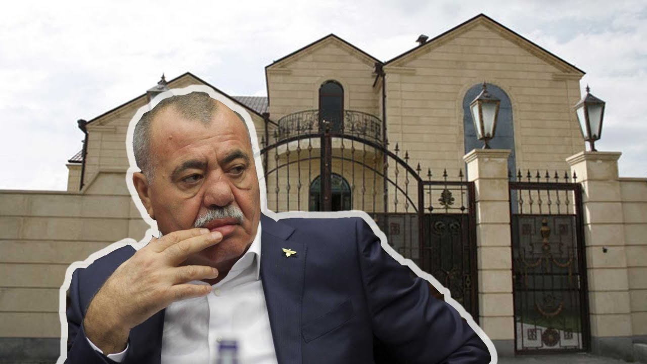 Թալանել են հայտնի բլոգերի տունը․ չհրկիզվող պահարանի պարունակությունը հափշտակել են